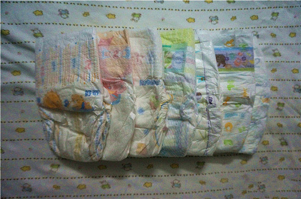 如何选择合适的纸尿裤尺码,nb码纸尿裤和s码纸尿裤买多少合适