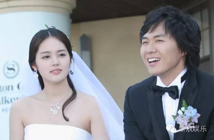 韩佳人颜值变化,从结婚到生孩子没有改变