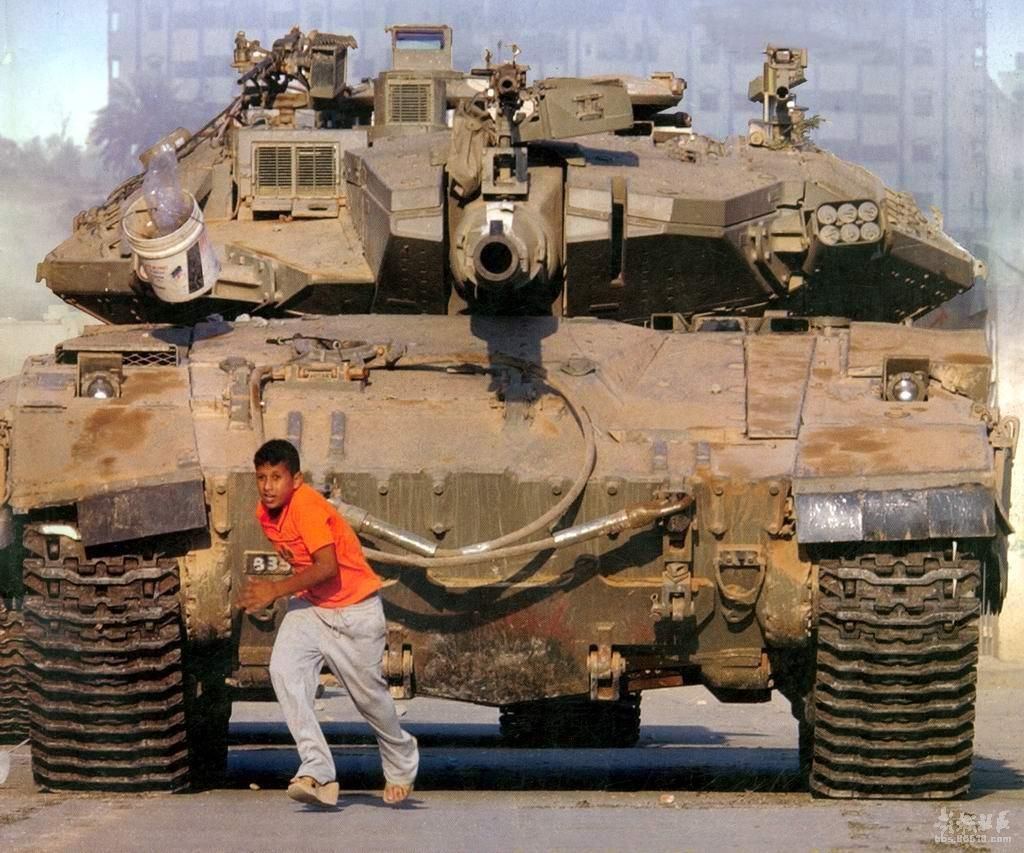 历经数次战争洗礼的以色列“梅卡瓦”主战坦克