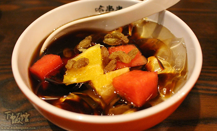 天气这么热姐妹们去哪里玩,天气那么热怎么先跟女孩聊天