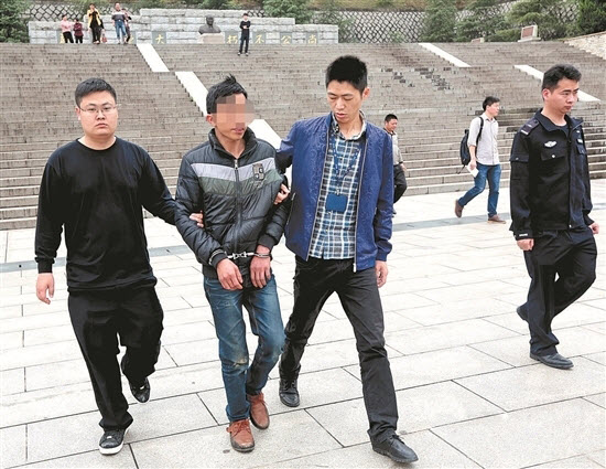 安溪25岁女教师遭抢劫割喉嫌犯交代为何行凶,视频