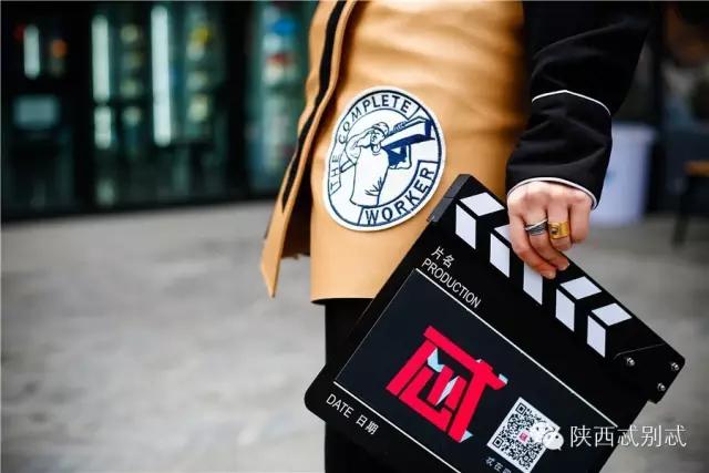 说出你们在酒吧被撩的经历?我面膜笑裂了!丨谁是忒色街拍NO.