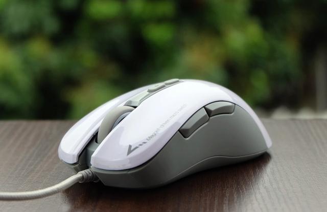 富勒g90pro游戏鼠标,富勒g90鼠标怎么调灯光