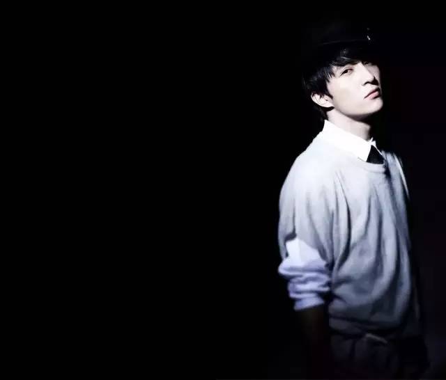 对一个人不正经就有多深情,你永远不懂不正经的男人有多深情