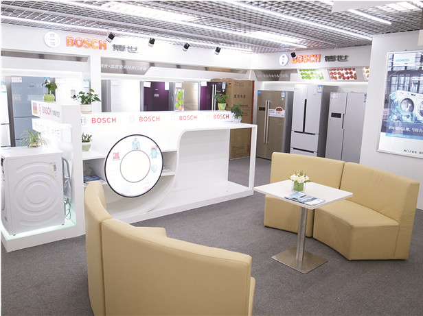 受电商冲击3C产品销售额下滑贵阳家电卖场正进行“保卫战”