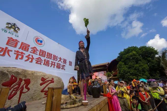 北方人第一次来三亚吃海鲜,一个人在三亚吃海鲜自助