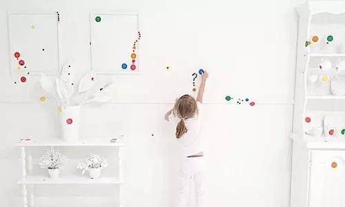 波点女王草间弥生设计的高能密恐儿童房你家娃敢住么？