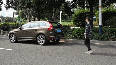 女孩子被劫持怎么办,女人被挟持了怎么办