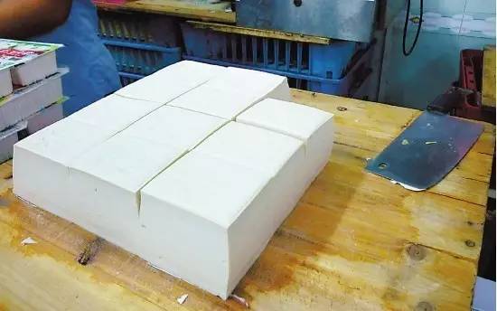 南京明瓦廊牛肉锅贴,南京明瓦廊小吃街推荐