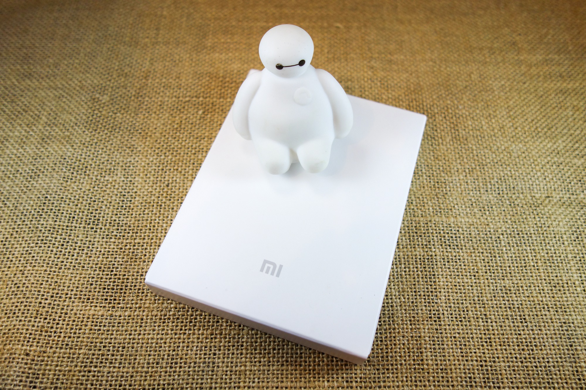 小米移动电源10000高配版评测,小米10000mah的移动电源