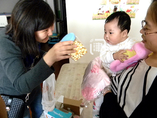 馒头哥哭的视频,馒头哥感动全场