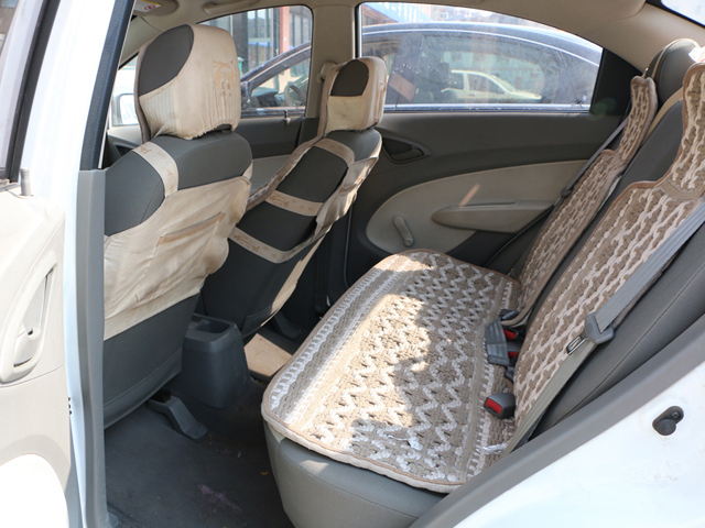 雪佛兰新赛欧两厢参数,两厢雪佛兰赛欧买哪一年的最好