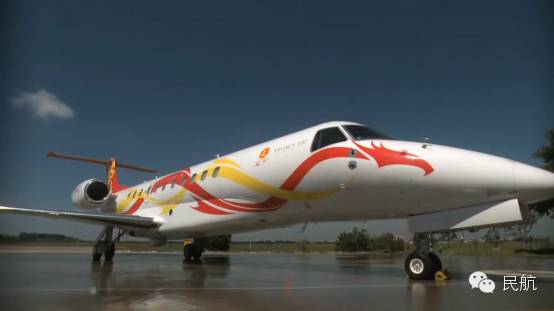 成龙谈私人飞机,成龙的三架飞机型号