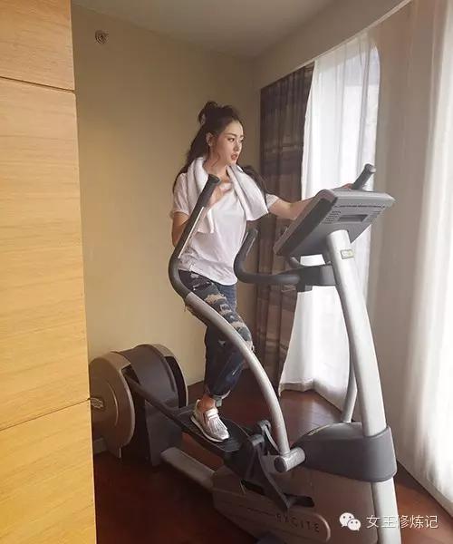 她是怎么逆袭当总裁的,她是怎样变成一个大人物的