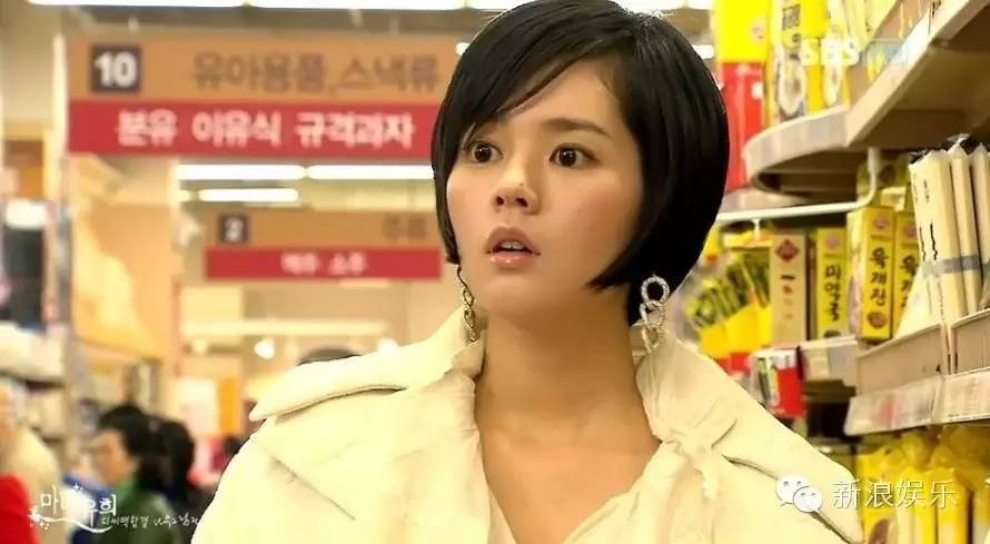 韩佳人颜值变化,从结婚到生孩子没有改变