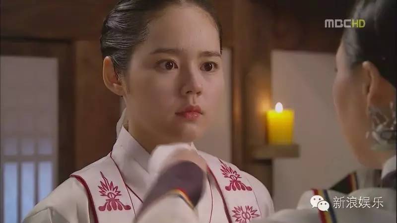 韩佳人颜值变化,从结婚到生孩子没有改变