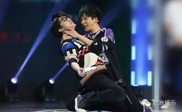 薛之谦和大张伟的关系,薛之谦谈大张伟安慰自己