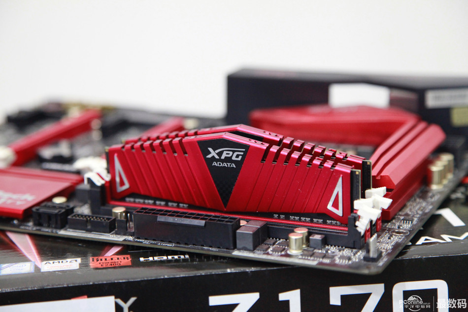 笔电当道但我依旧独宠台式