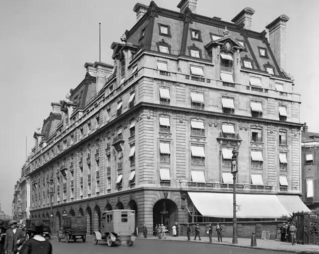 一开始我也不懂,为什么名人都爱住这些老酒店,直到...