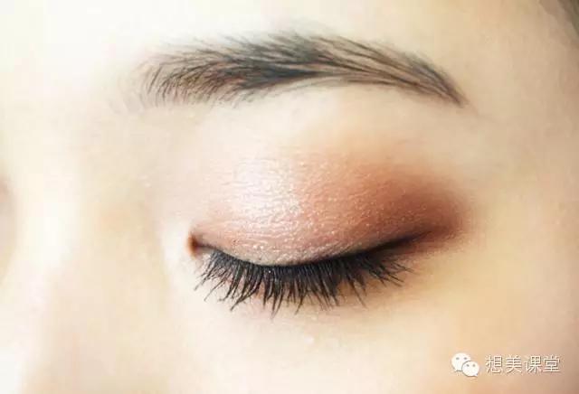 好多眼影盘怎么用,好漂亮的眼影盘不知道用哪个