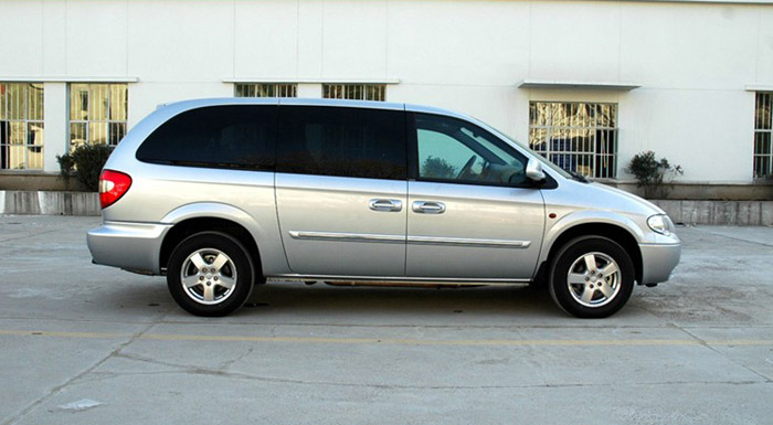 老张放弃宝骏730花7万买二手道奇凯领，舒服有面就是油耗太高