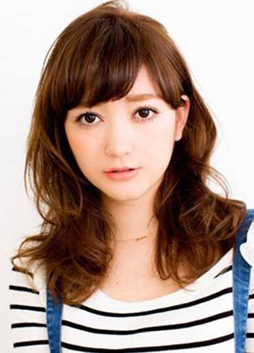 妈妈发型中长烫发40-50岁,中年女士中长烫发发型图片小卷