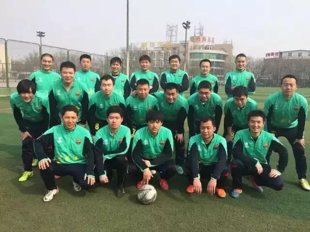 周末没事儿来体委/汇佳看球咱昌平人自己的百姓足球联赛开踢了