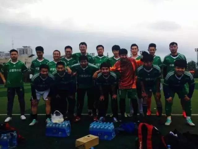 周末没事儿来体委/汇佳看球咱昌平人自己的百姓足球联赛开踢了