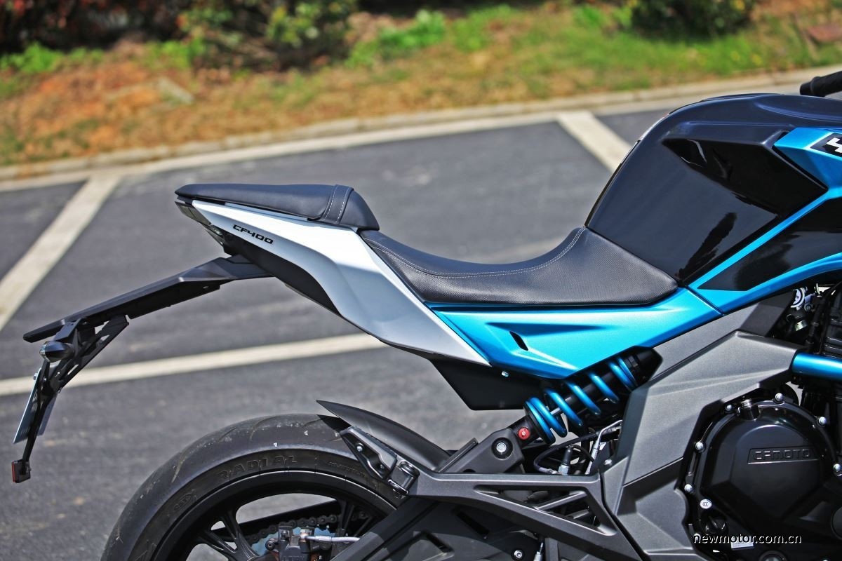 春风650nk和400nk如何选,春风400nk哪款最好