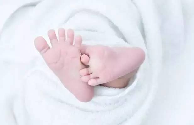 为什么酒店都是白色床单,为什么酒店的情侣床单要用白色