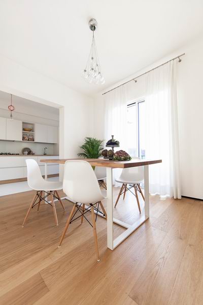 网上买的地板革靠谱吗,网上买的地板革有害吗