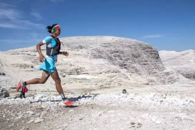 秋冬季专业跑步装备必买清单,跑步必备的七款装备有哪些