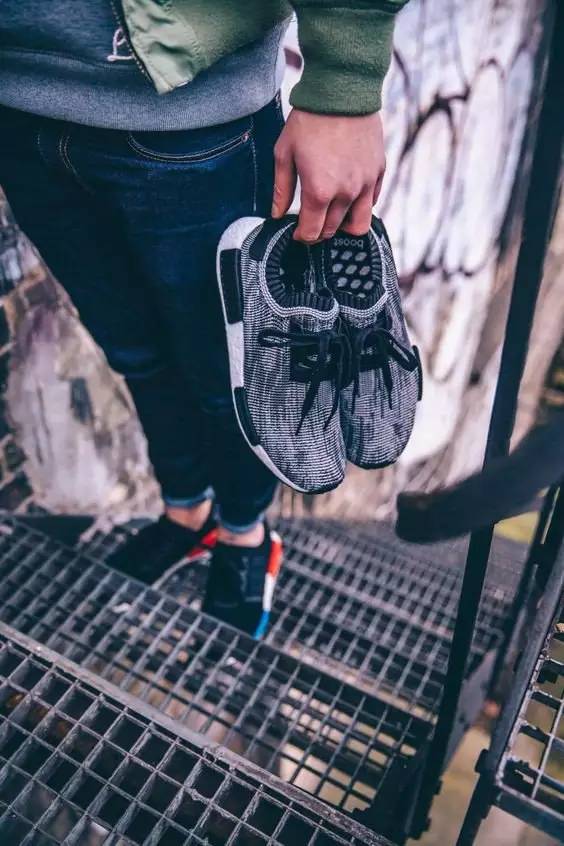 余文乐穿的匡威鞋子是哪一款,余文乐穿过的adidas鞋