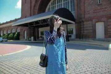 朋友受情伤了怎么高情商安慰,怎样安慰一个受了伤的女人