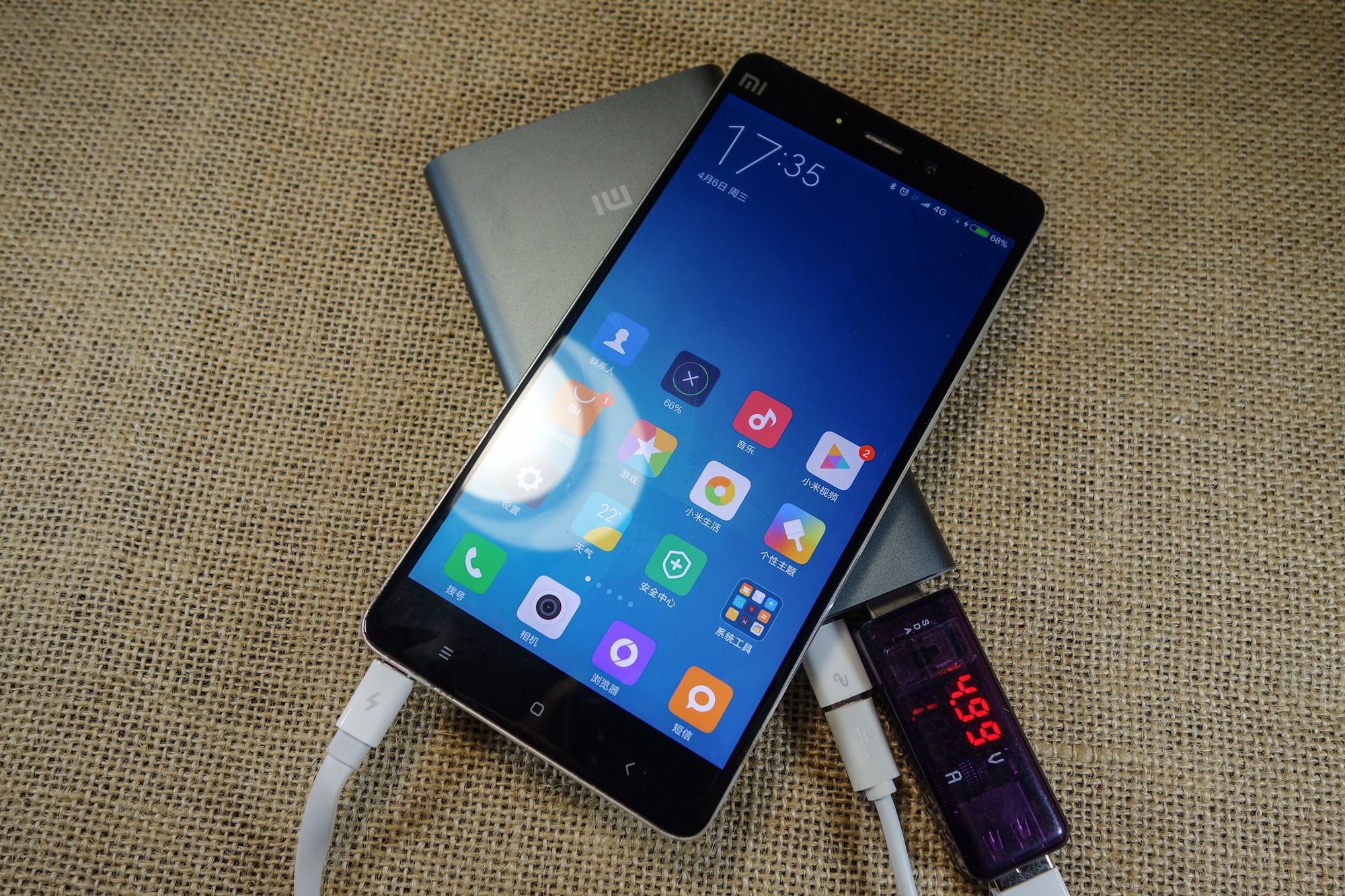 小米移动电源10000高配版评测,小米10000mah的移动电源