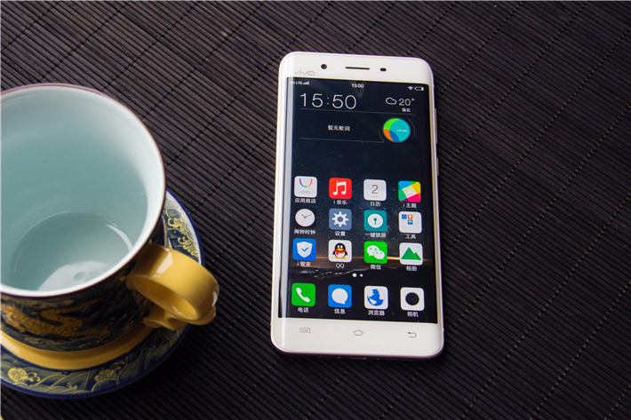 vivoxplay5测评吃鸡,vivoxplay5原神体验