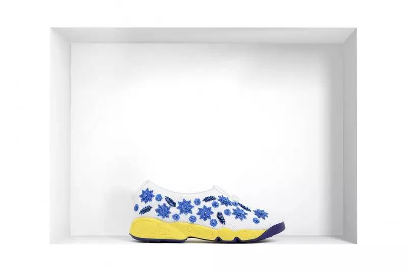 今年最流行的平底鞋,今年春夏有什么平底鞋品牌