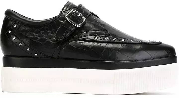 今年最流行的平底鞋,今年春夏有什么平底鞋品牌