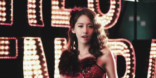 平价眼影盘9.9元三个,韩国品牌眼影盘