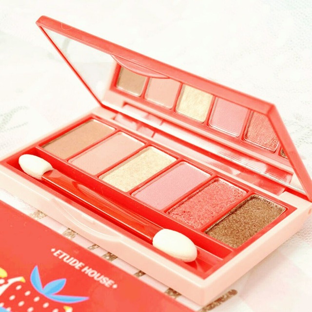 平价眼影盘9.9元三个,韩国品牌眼影盘