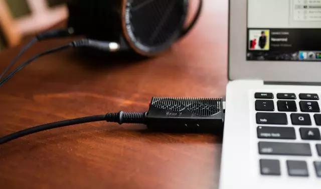 1到2千耳机,从1到100的音频