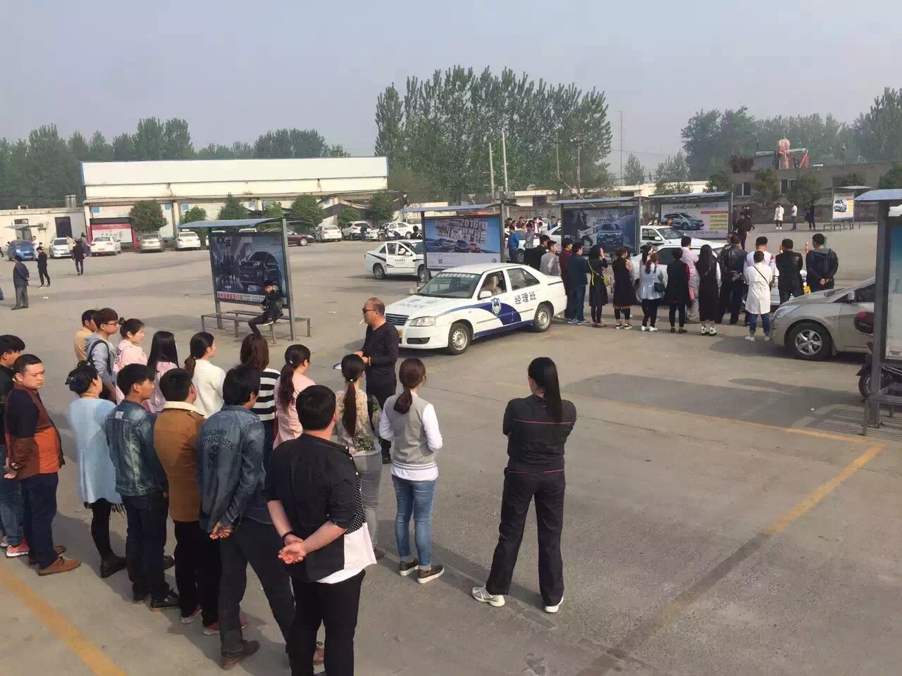 学车时光:驾校客服起到的积极作用,有多重要?