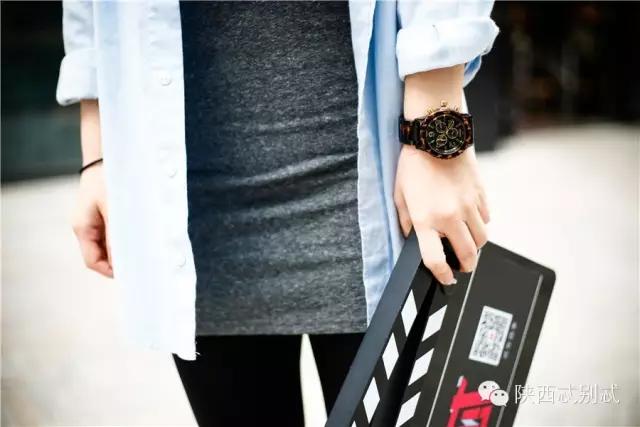 说出你们在酒吧被撩的经历?我面膜笑裂了!丨谁是忒色街拍NO.