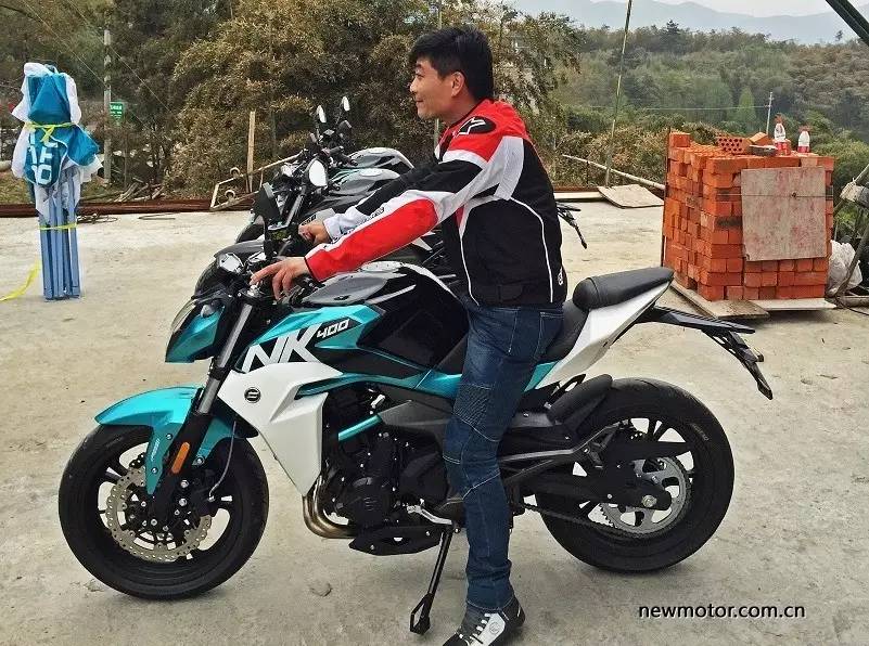 春风650nk和400nk如何选,春风400nk哪款最好