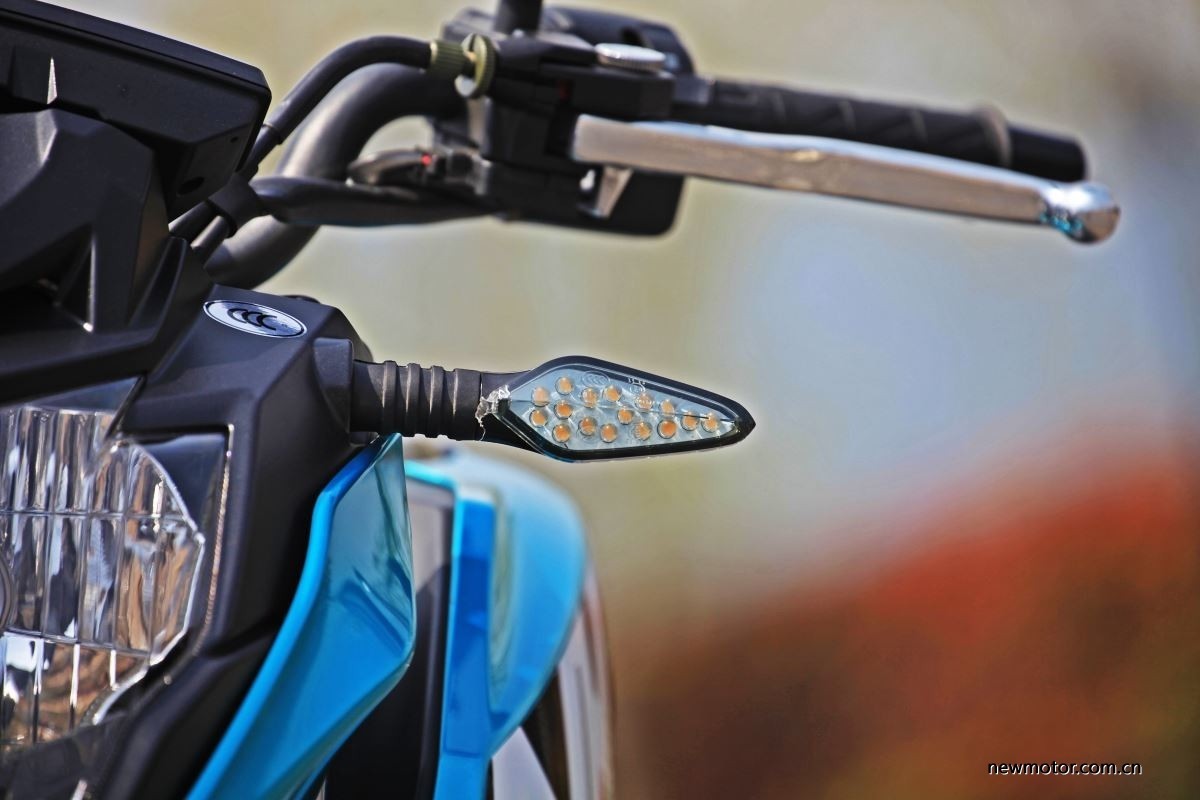 春风650nk和400nk如何选,春风400nk哪款最好