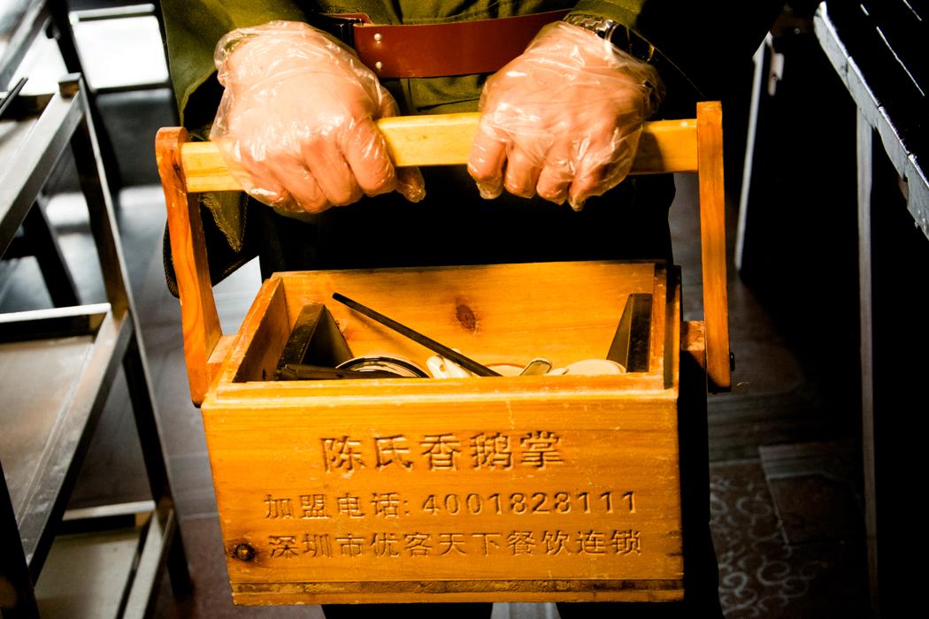 一家专门吃鹅掌的店，凡是吃过的小伙伴都在夸！