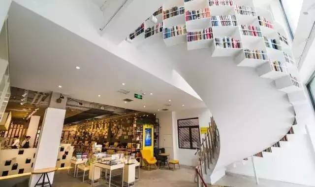中国最美书店海岱楼钟书阁,杭州最美书店钟书阁