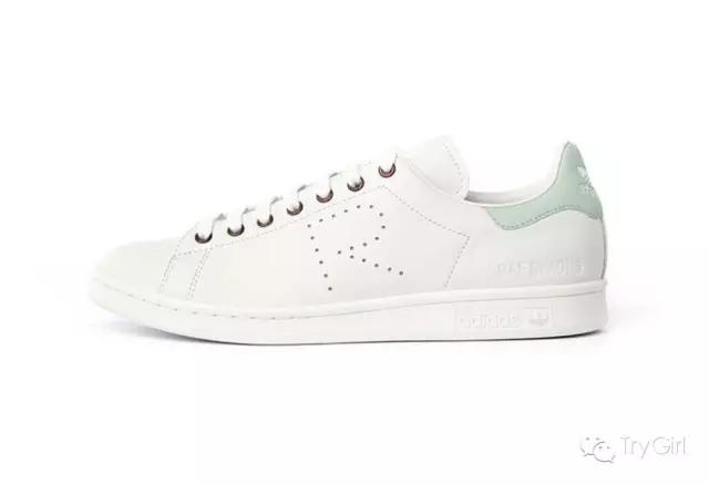 2016年姑娘们最想买的小白鞋都在这里,还不快来收藏?