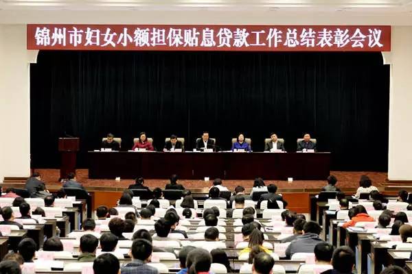 周五见｜设计大大的“网”让更多女性富起来