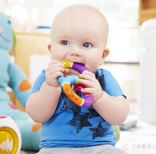 宝宝7个月出牙期发烧正常吗,宝宝出牙发烧手脚冰凉怎么办